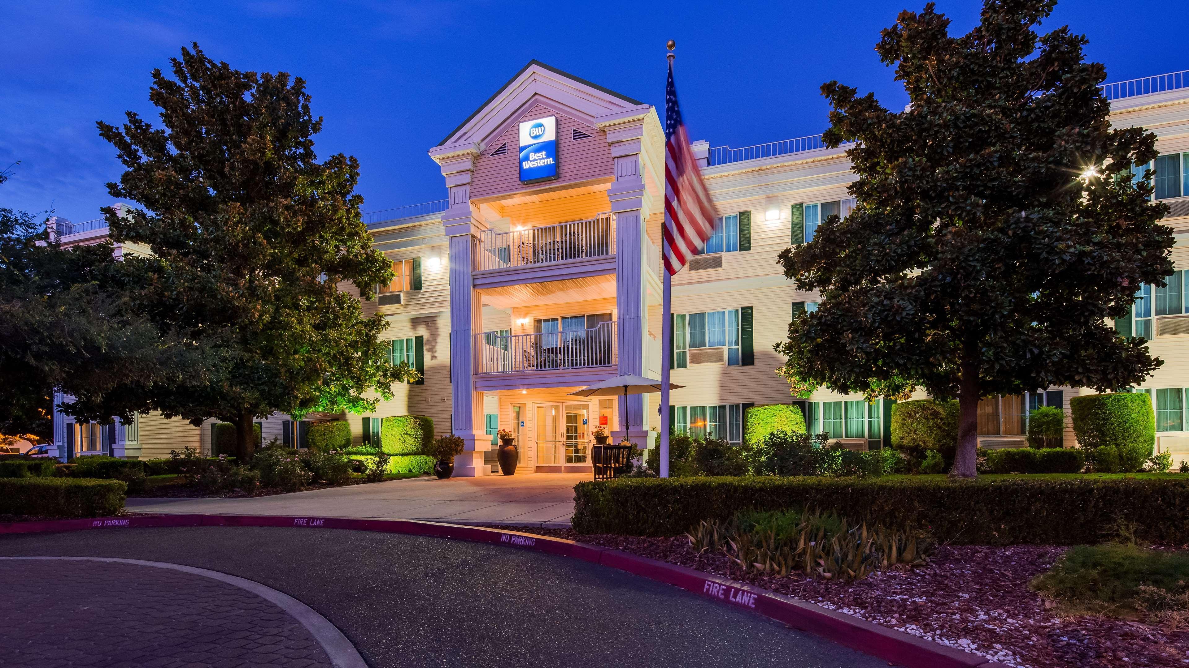 Best Western Clovis Cole Exterior photo