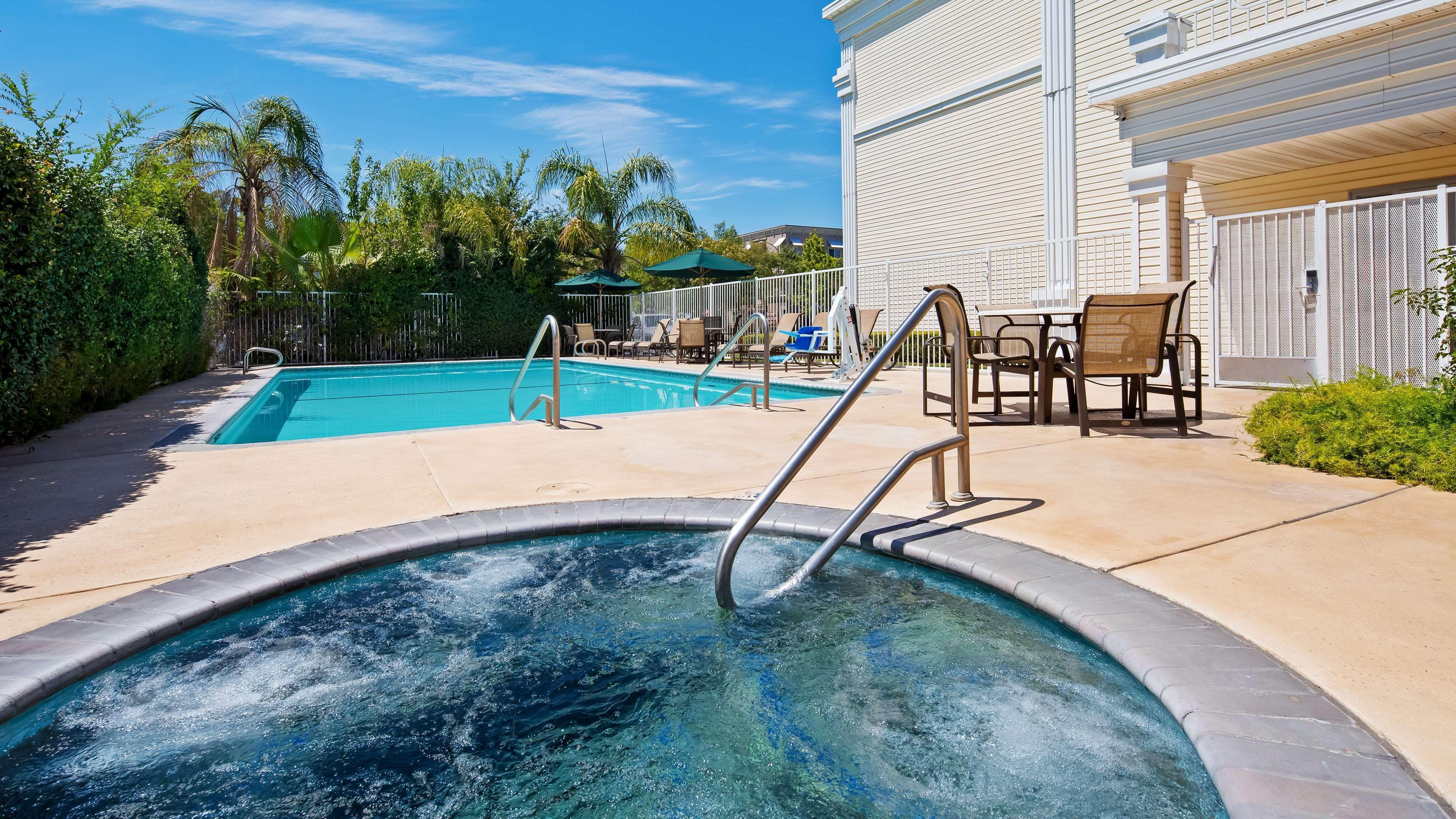 Best Western Clovis Cole Exterior photo