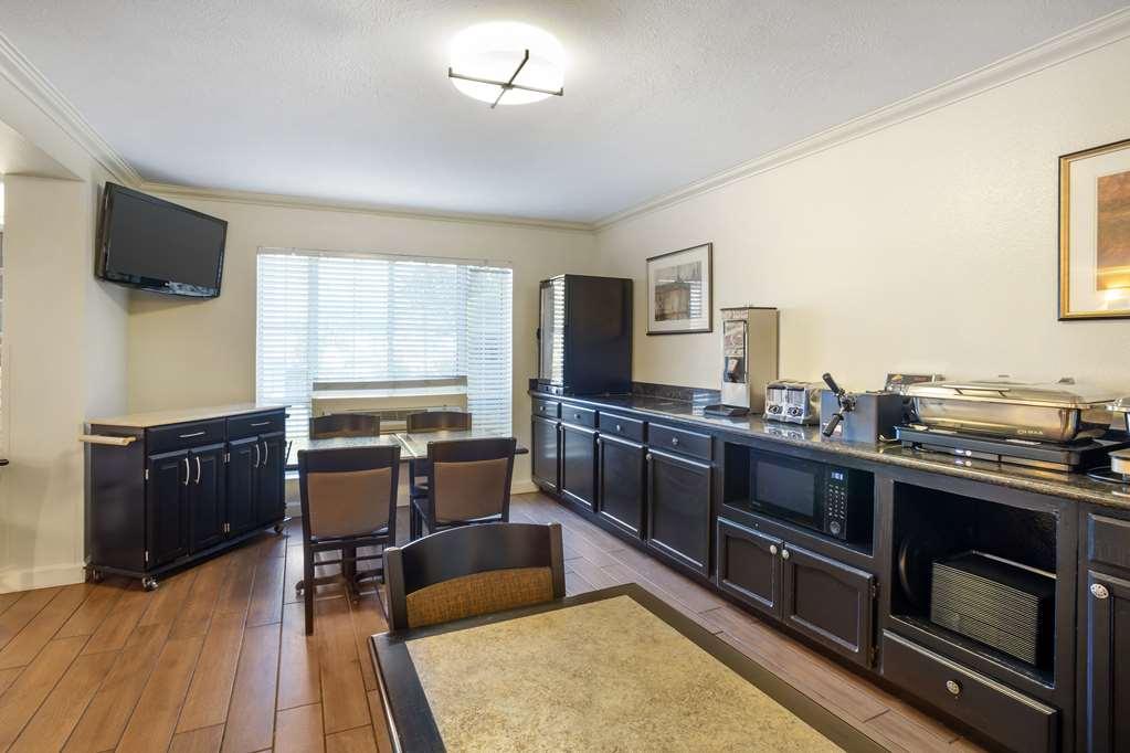 Best Western Clovis Cole Restaurant photo
