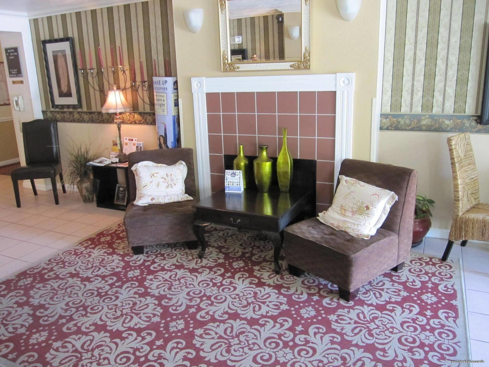 Best Western Clovis Cole Interior photo