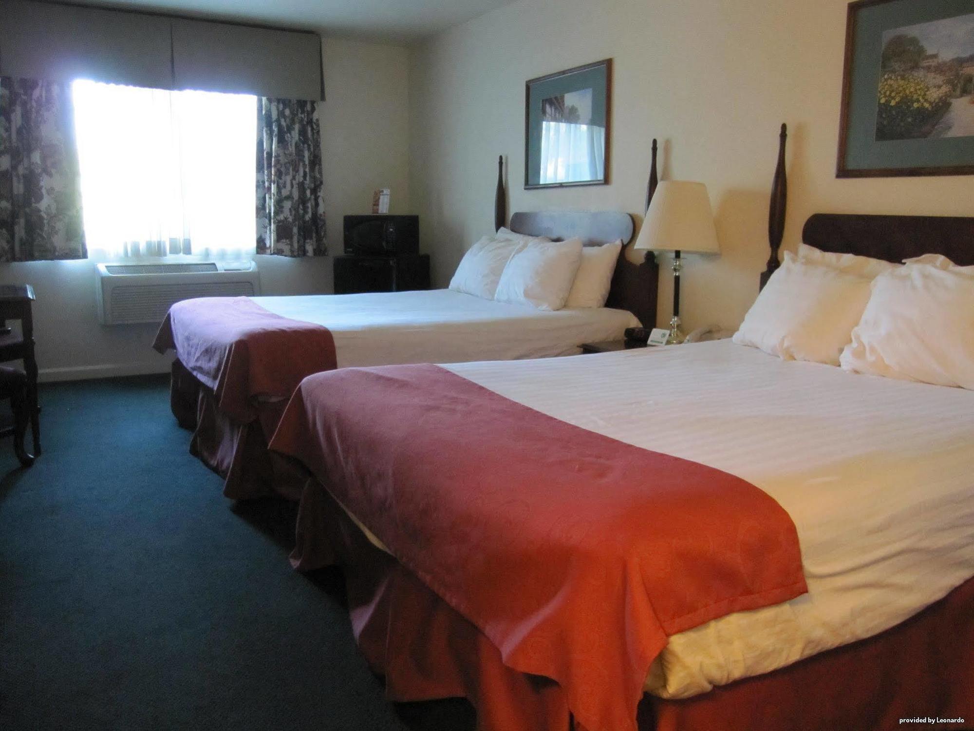 Best Western Clovis Cole Room photo